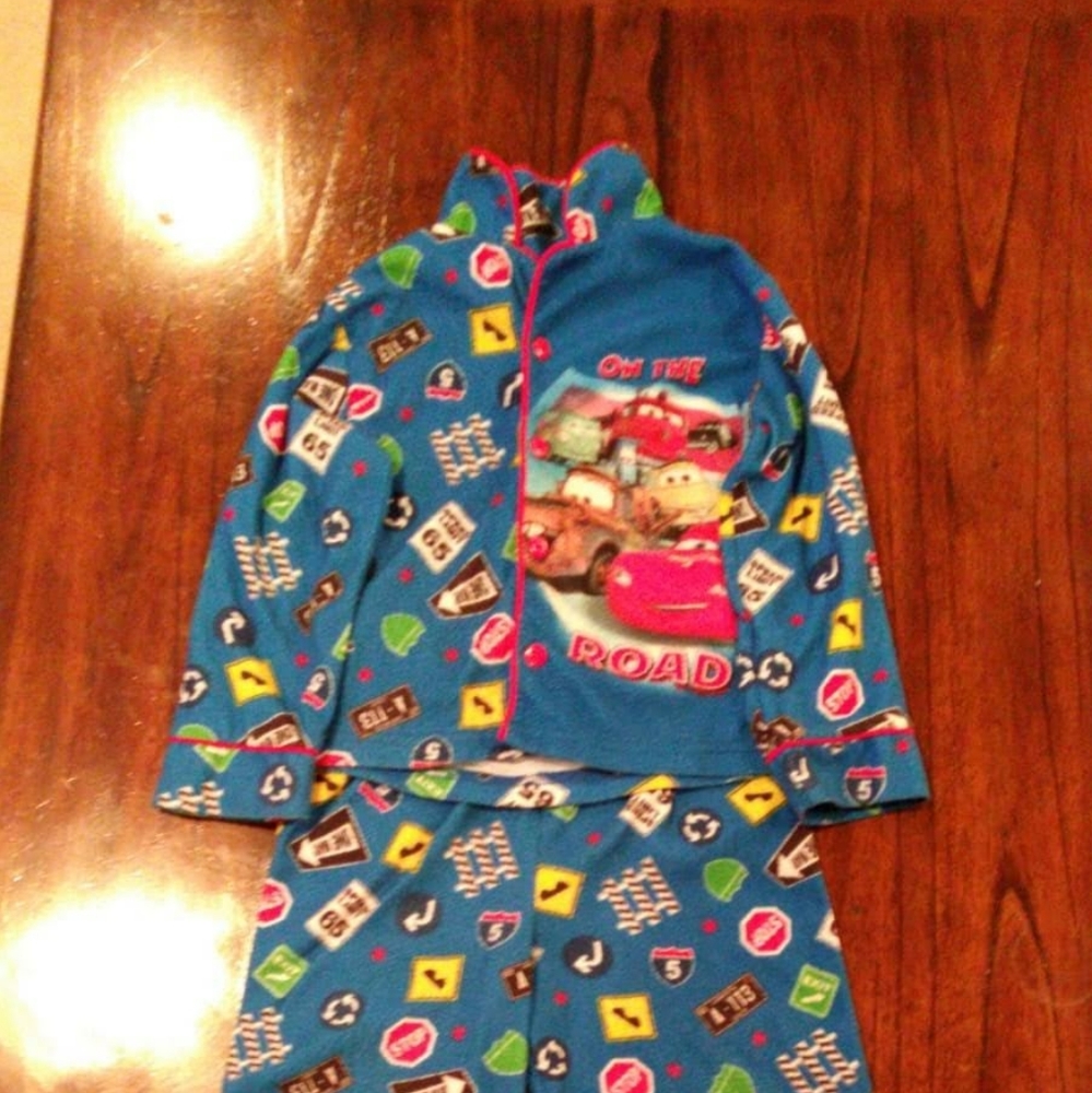 Lighting McQueen 2pc Pajama Set sz 4T - Picture 1 of 1